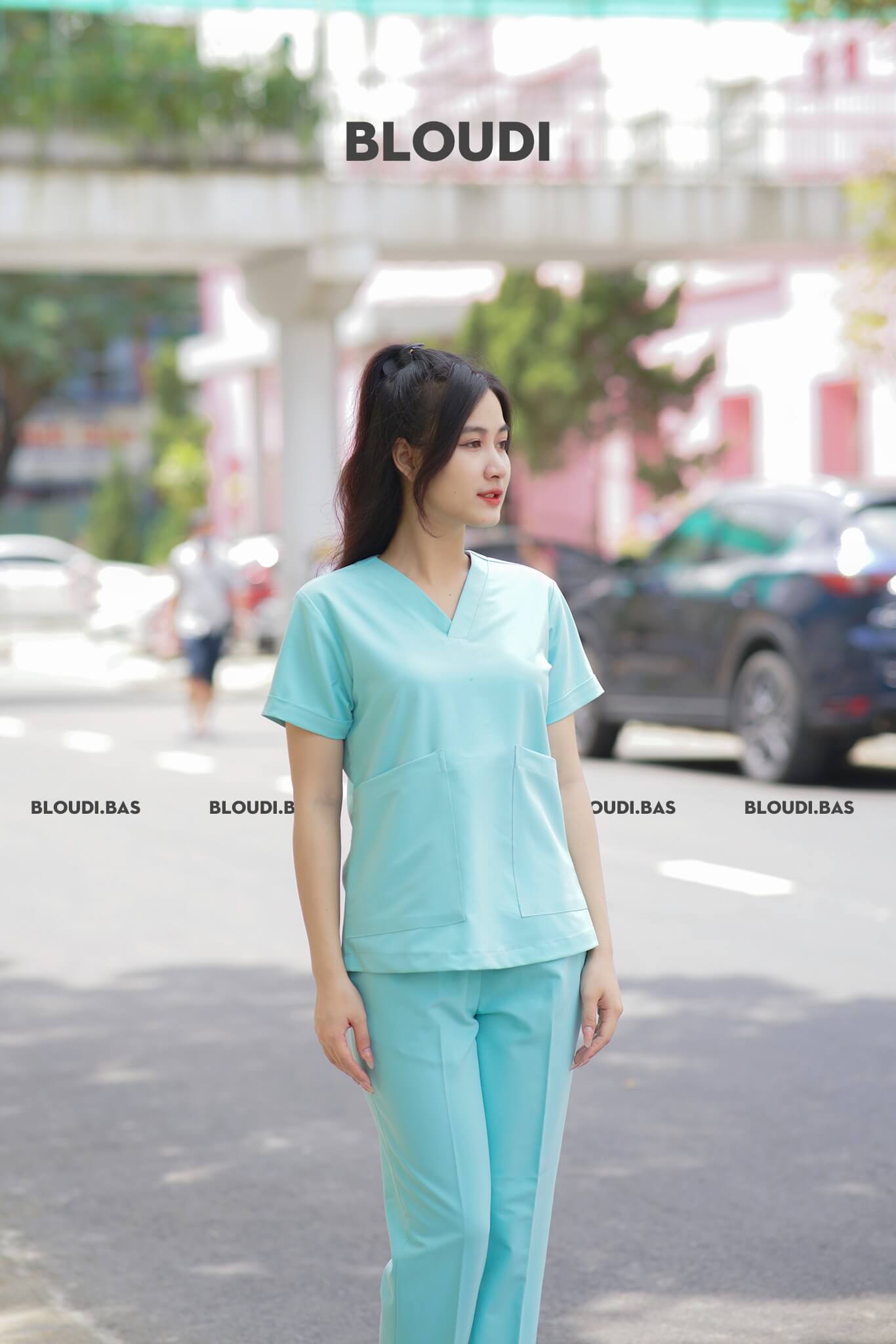 Kích cỡ và vừa vặn cho quần áo scrubs