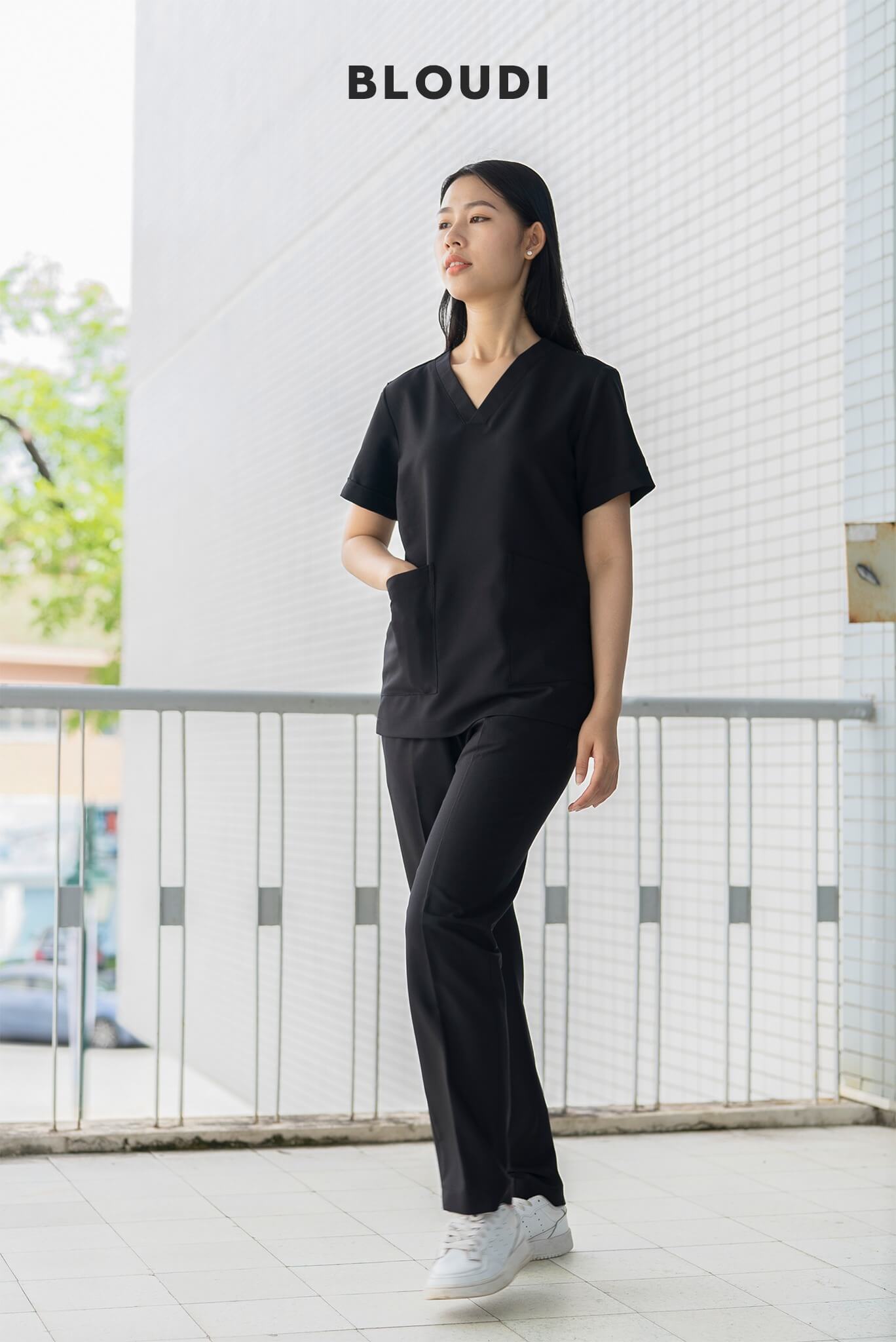 Sự Quyến Rũ Và Tinh Tế Của Đồ Scrub Đen Y Tế