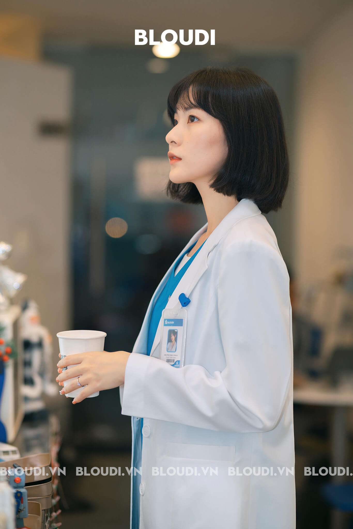 Tìm Hiểu Về Blouse Y Tế Bệnh Viện: Những Điều Cần Biết