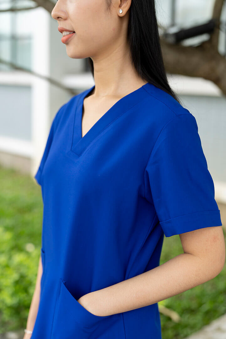 Vẻ Đẹp Rạng Rỡ Của Scrub Basic Nữ Xanh Bích