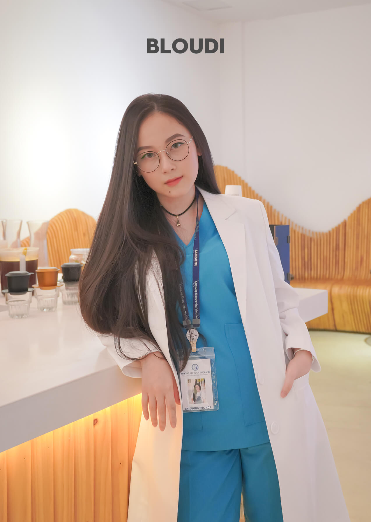 Cách Tẩy Áo Blouse Y Khoa Trắng Bị Ố Vàng Nhanh Chóng