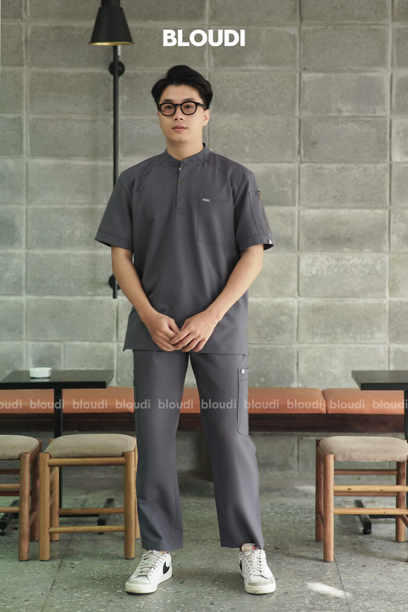 Áo Scrub Y Tế Kiểu Dáng Hiện Đại Tại Bloudi
