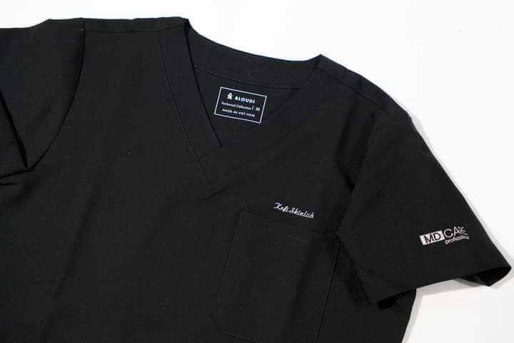 Vì Sao Bạn Cần Thêu Tên Lên Đồ Scrub Y Tế