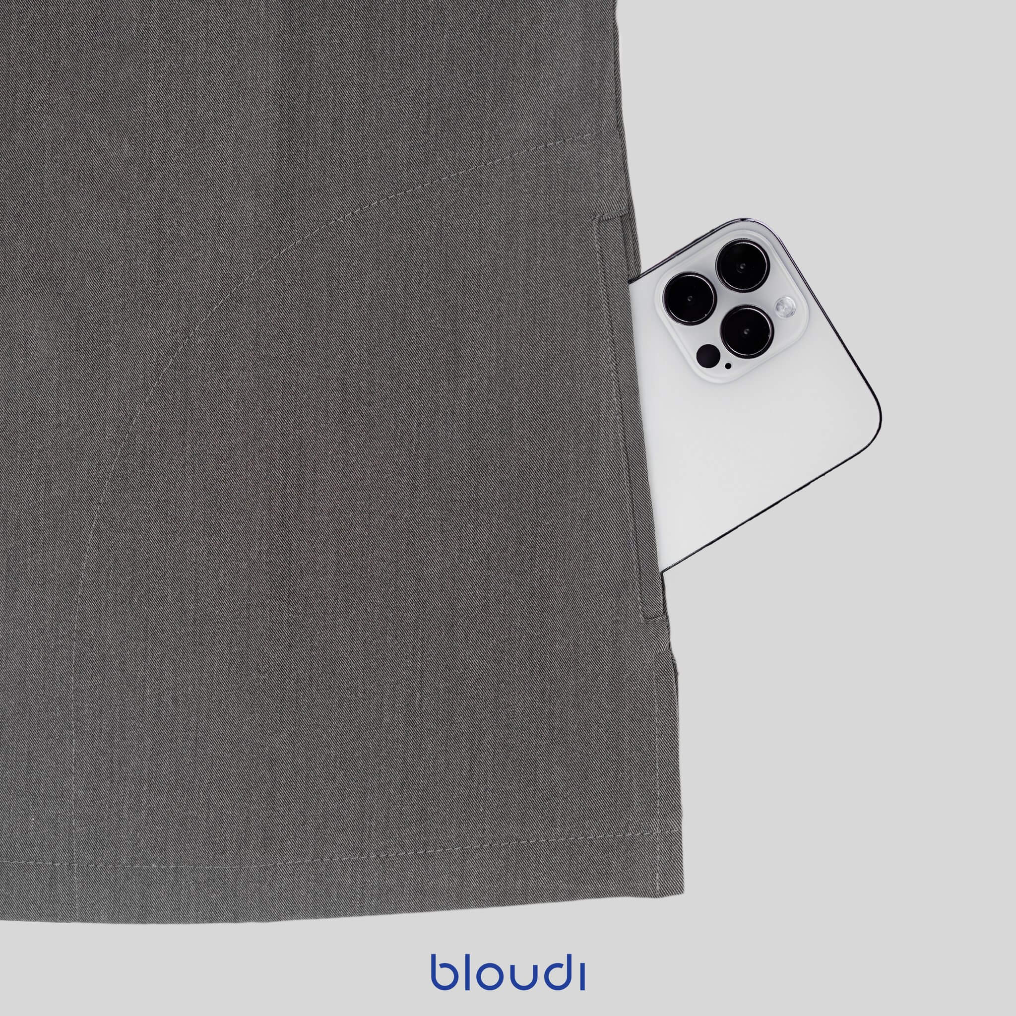 Cách Chọn Blouse Cho Mùa Hè: Thoáng Mát Mà Vẫn Chỉnh Tề