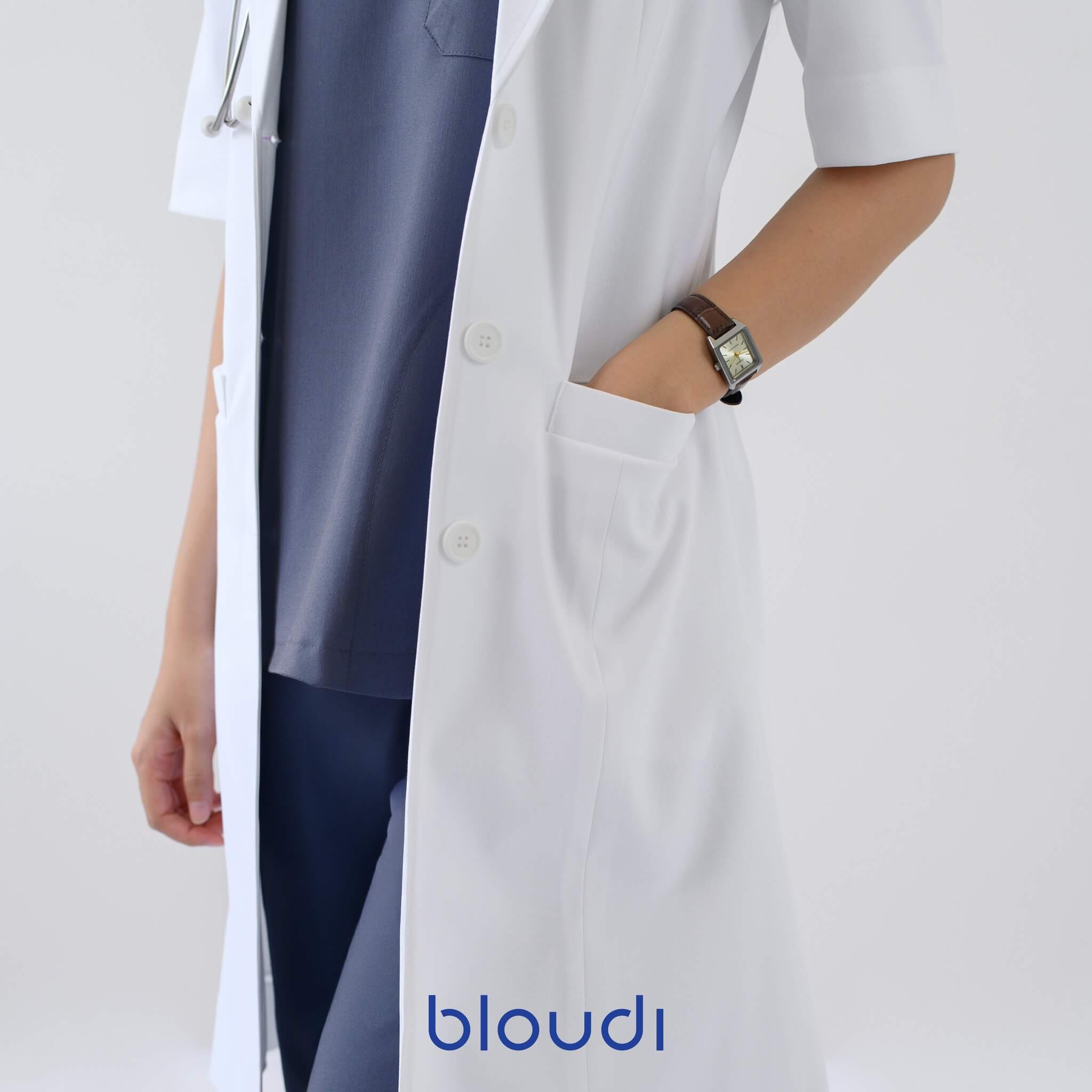 Mua Áo Blouse Dược Sĩ Ở Đâu? Hướng Dẫn Chi Tiết