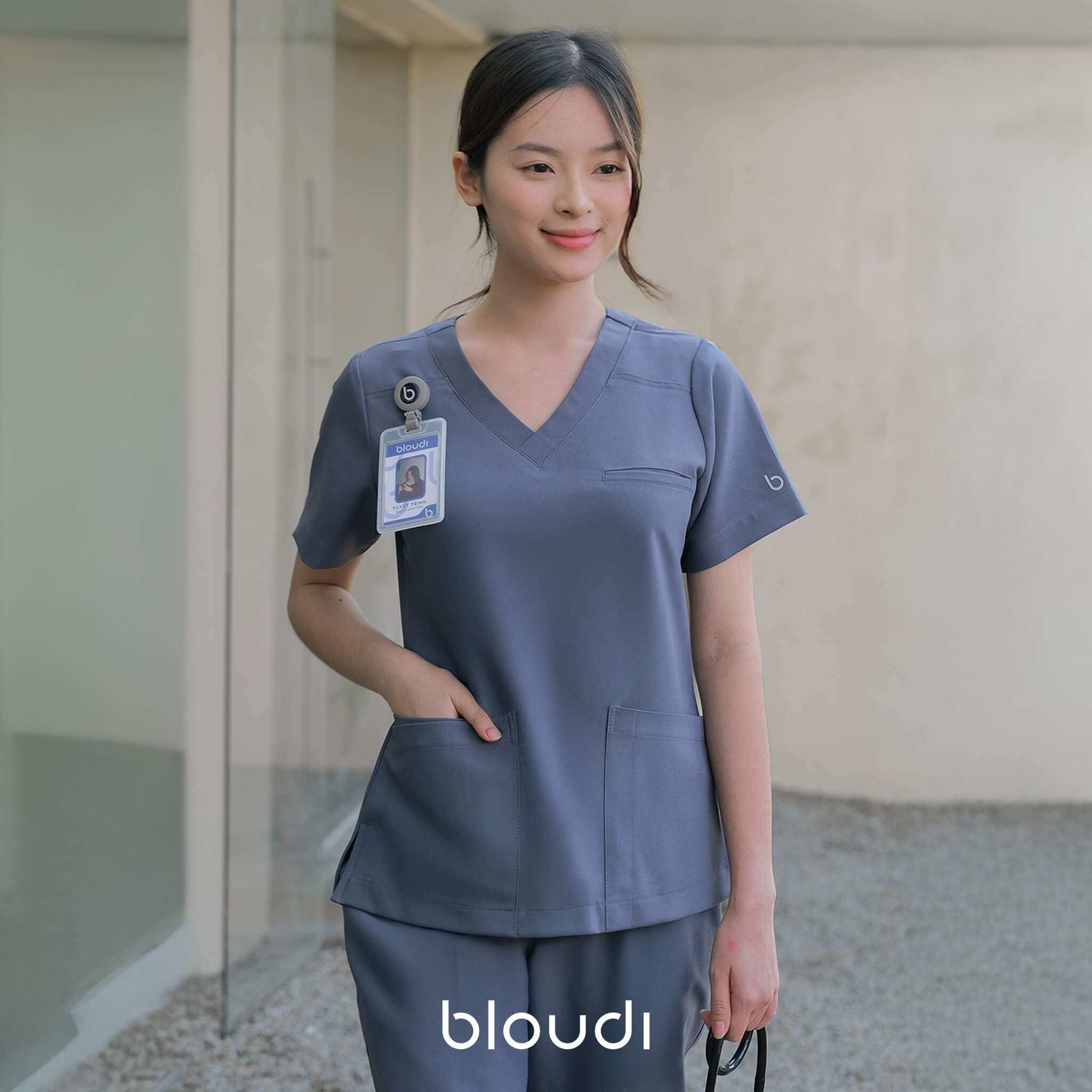 Cách Mặc Scrub Thoải Mái Trong Mỗi Ca Trực Ngành Y