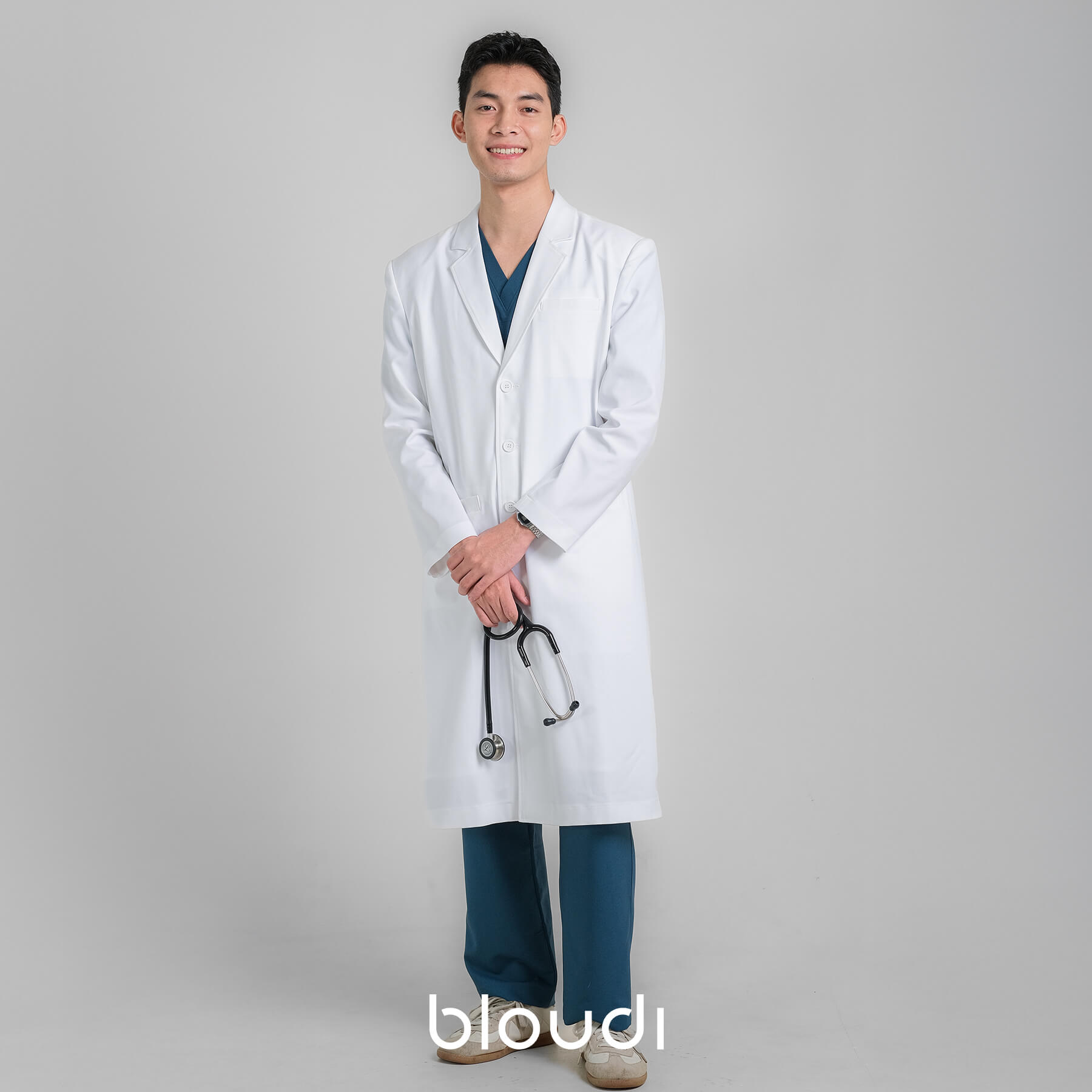 Cách Chọn Blouse Phù Hợp Với Từng Chuyên Khoa